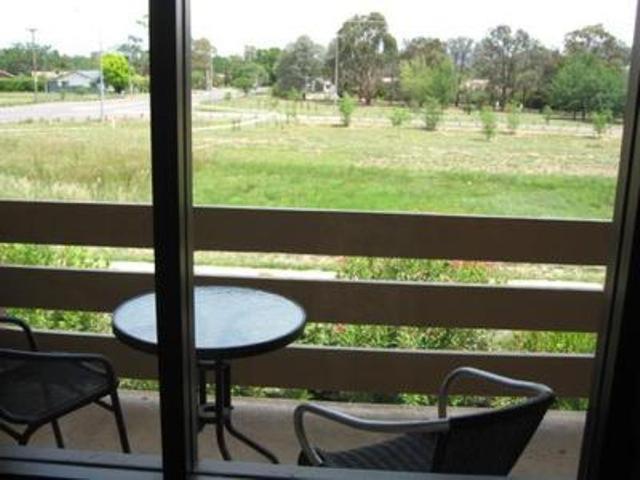 Red Cedars Motel Canberra Zimmer foto