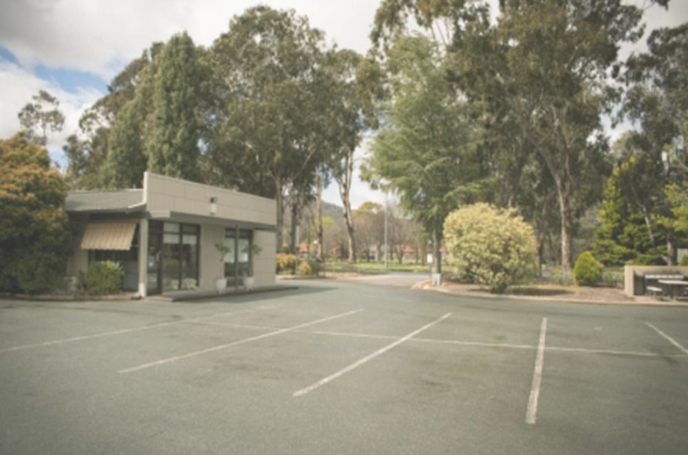 Red Cedars Motel Canberra Exterior foto